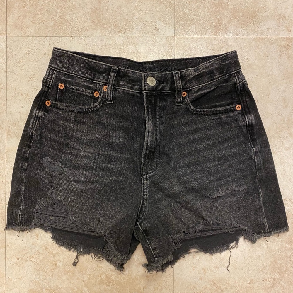90s BOYFRIEND AMERICAN EAGLE SHORTS